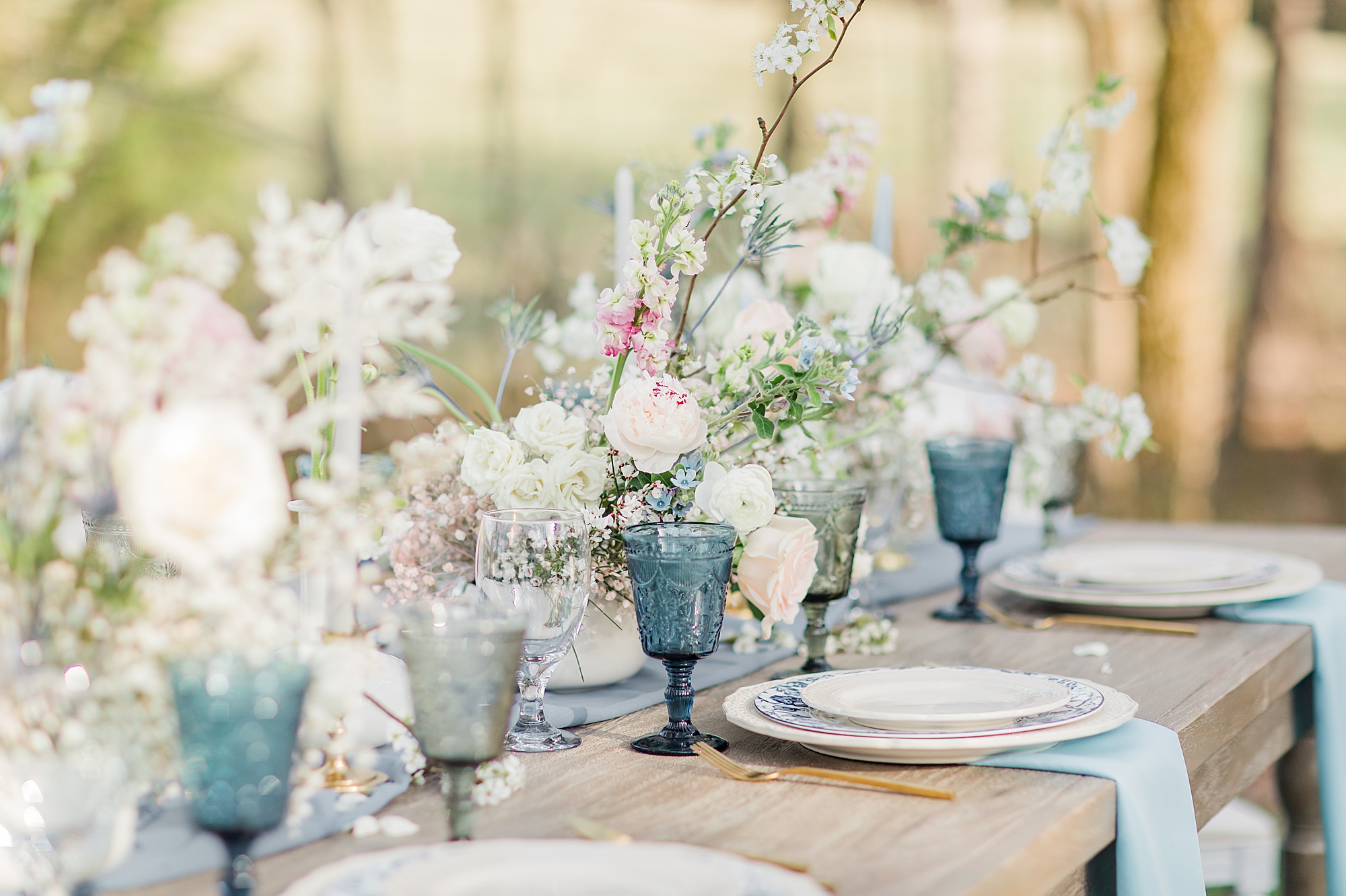 place settings for rustic wedding reception
