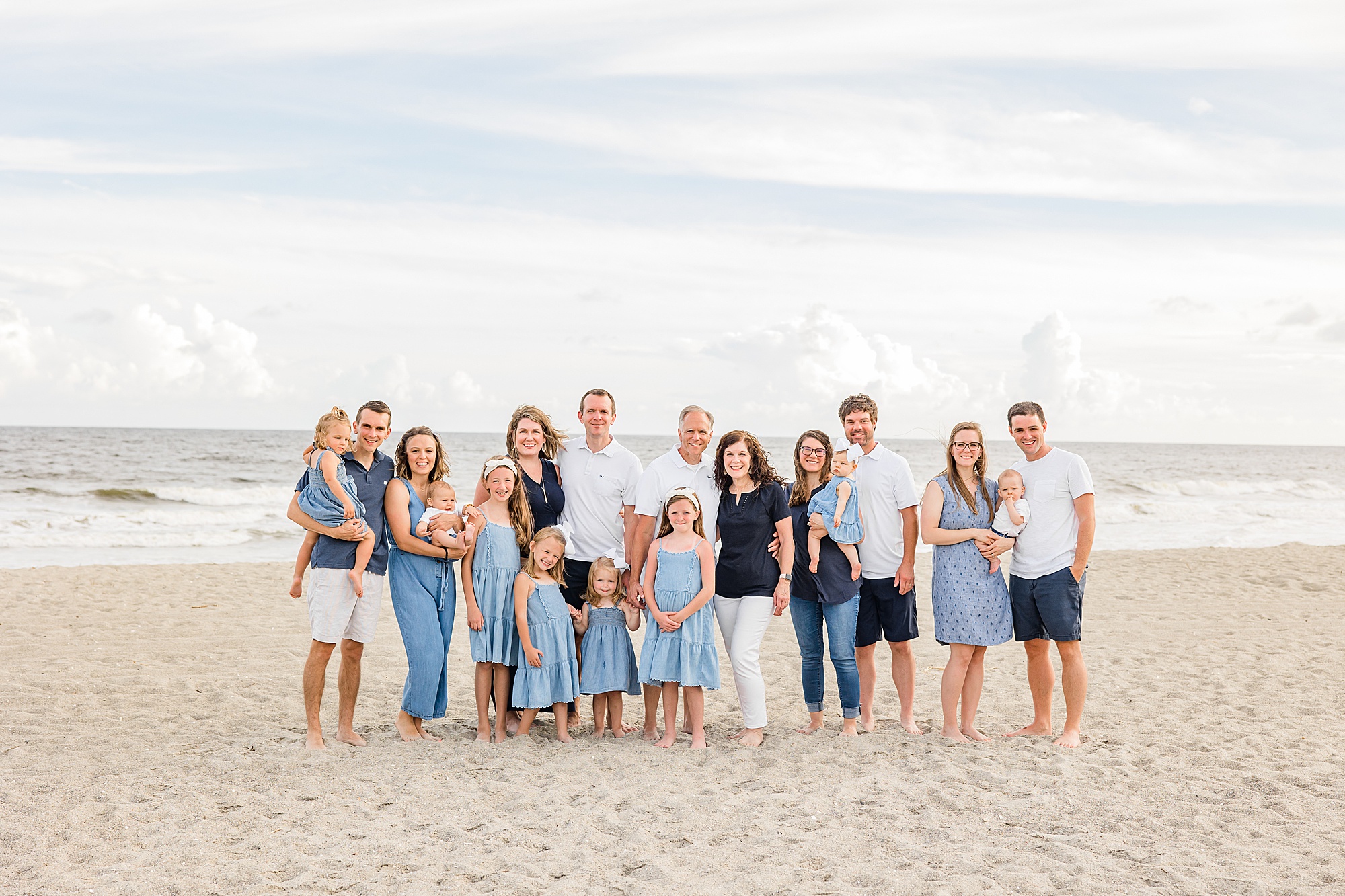 extended family photos at Holden Beach